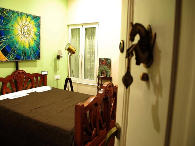 เดอะ คอร์เนอร์ คอร์ตยาร์ด Hotel โกลกาตา ภายนอก รูปภาพ